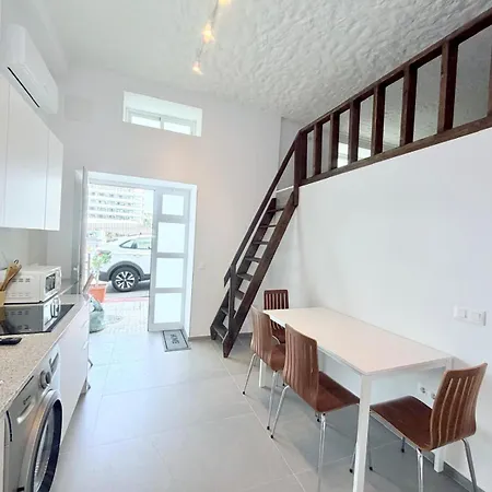 아파트 Modern Coastal -